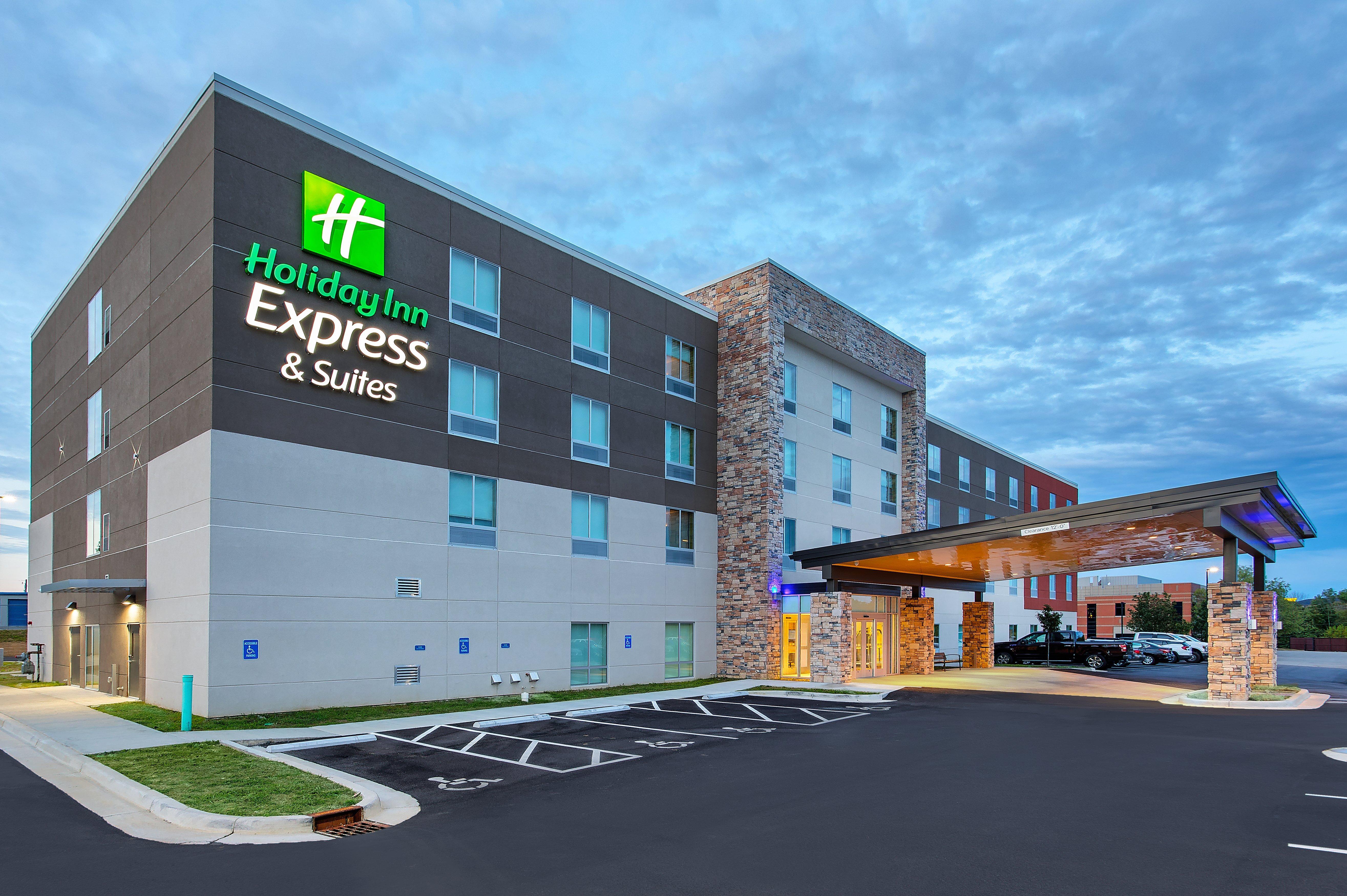 Holiday Inn Express & Suites - La Grange By Ihg Dış mekan fotoğraf